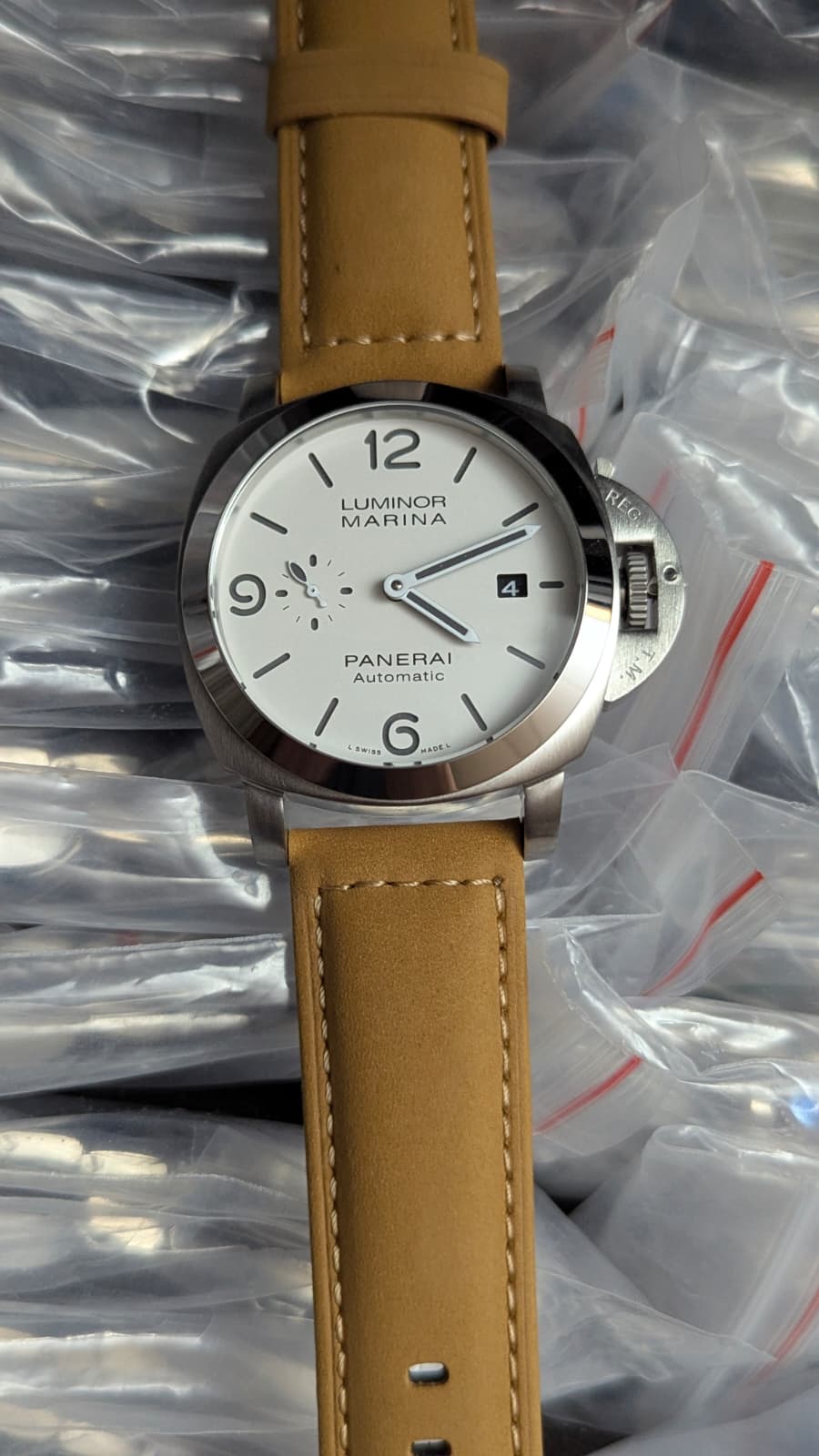 Luminor - tan strap